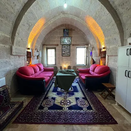 Yesiloez Cave Inn