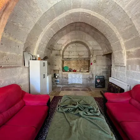 Yesiloez Cave Inn